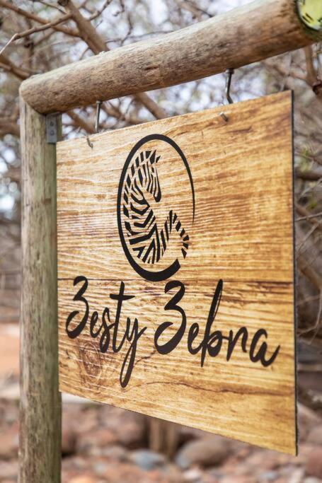 Wildheart Safari - Zesty Zebra Apartment Hoedspruit Exterior photo