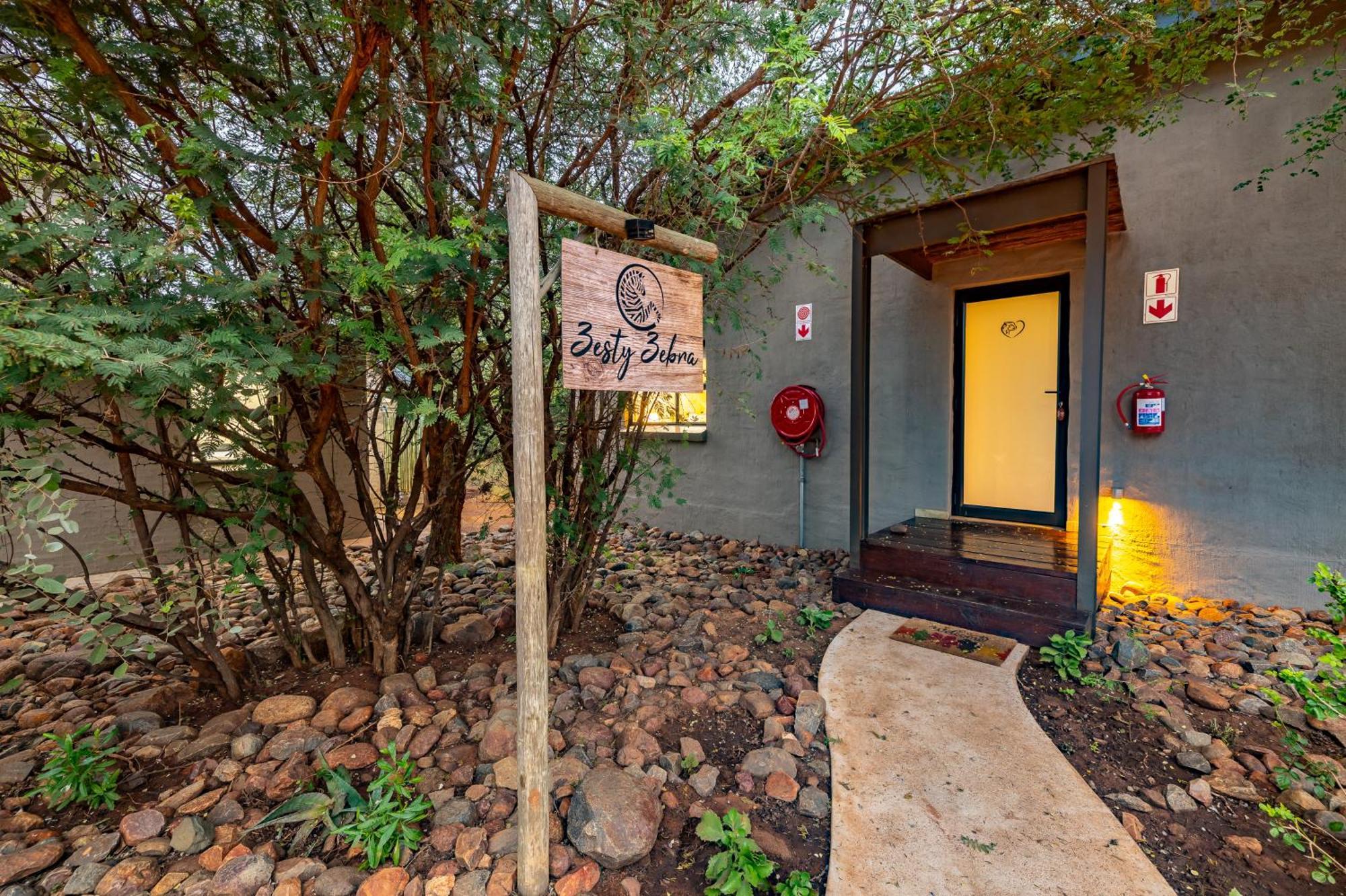 Wildheart Safari - Zesty Zebra Apartment Hoedspruit Exterior photo